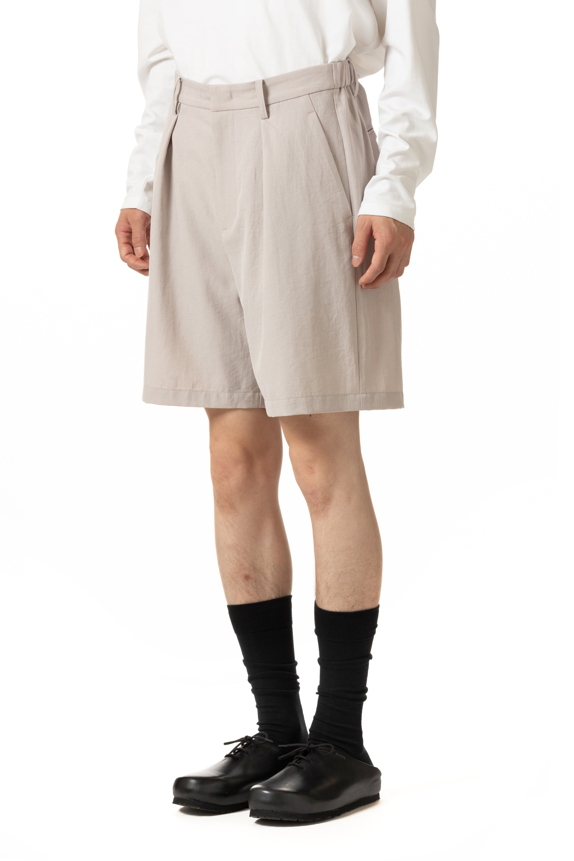 SHORT PANTS