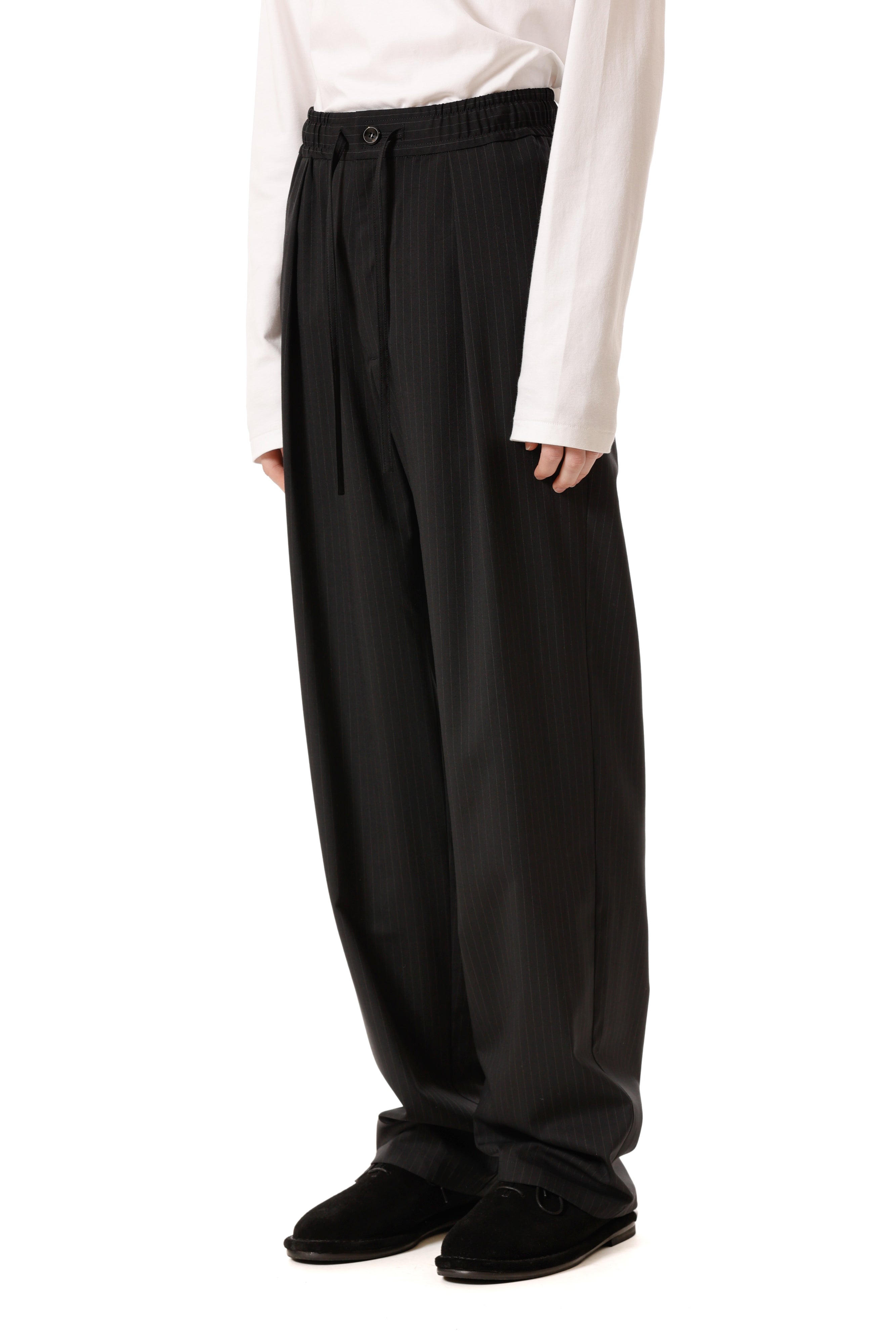 AP52-060 ポリエステル/ウール/シルクギャバジン ワンタックイージーパンツ