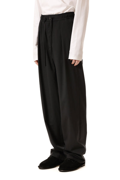 AP52-060 ポリエステル/ウール/シルクギャバジン ワンタックイージーパンツ