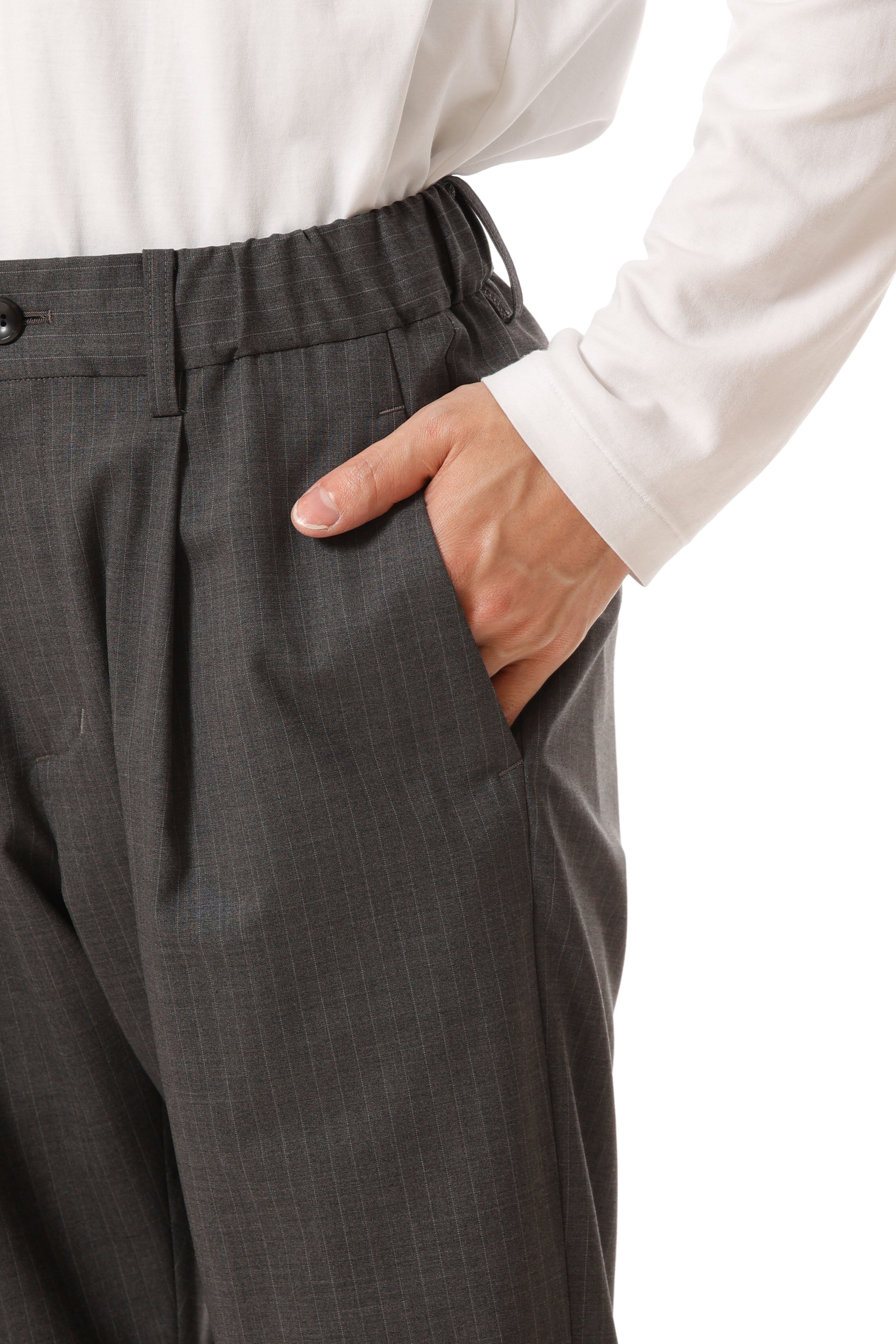 AP52-078 ポリエステル/ウール/シルクギャバジン レギュラーフィットイージーパンツ