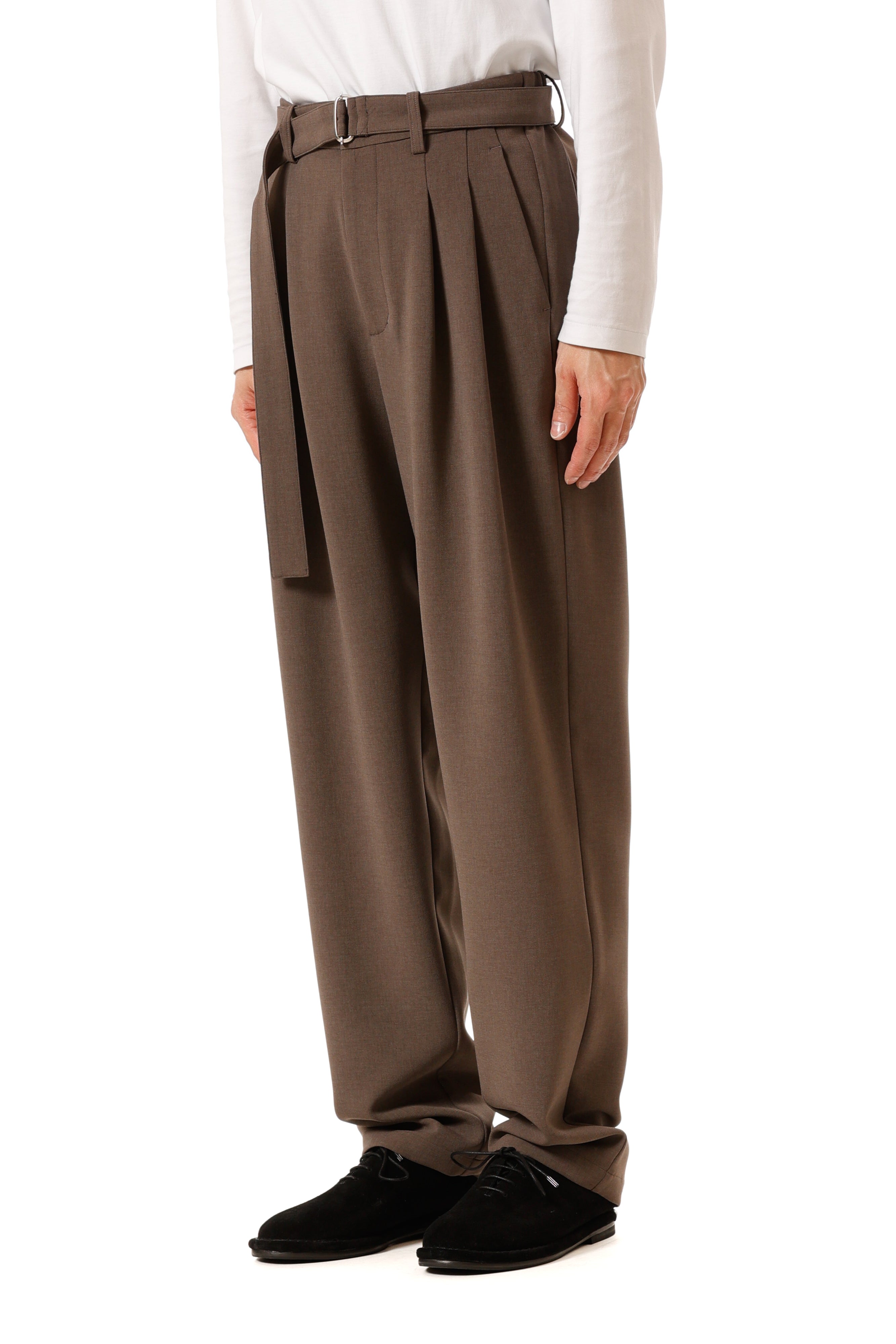 AP52-080 ポリエステルストレッチダブルクロス ベルト付きワイドテーパードパンツ