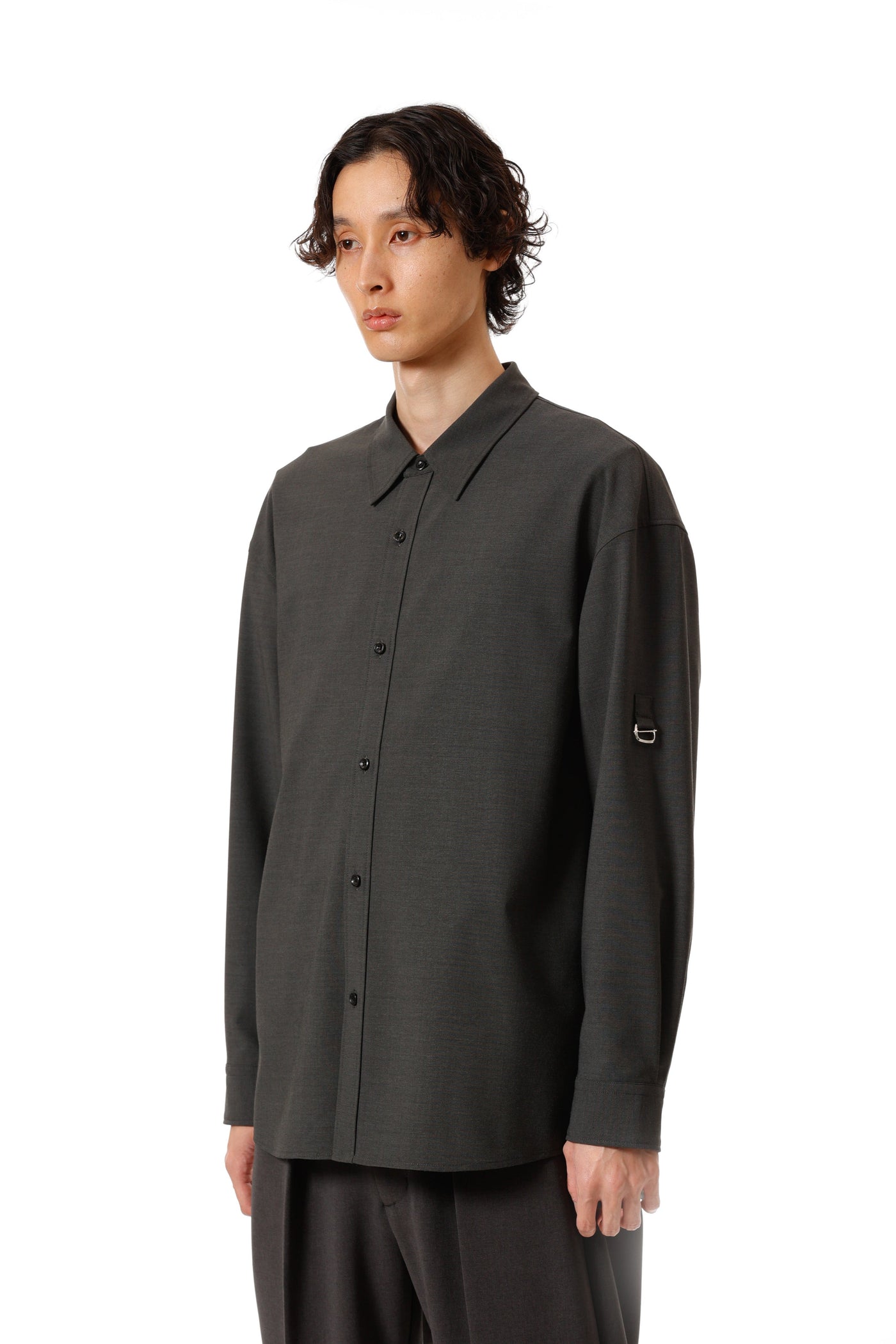 AS52-055 ポリエステル/レーヨンストレッチトロピカル ストラップスリーブ L/Sシャツ