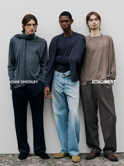 限定商品 AK52-006 × JOHN SMEDLEY MERINO EXTRAFINE BUTTONLESS V NECK CARDIGAN