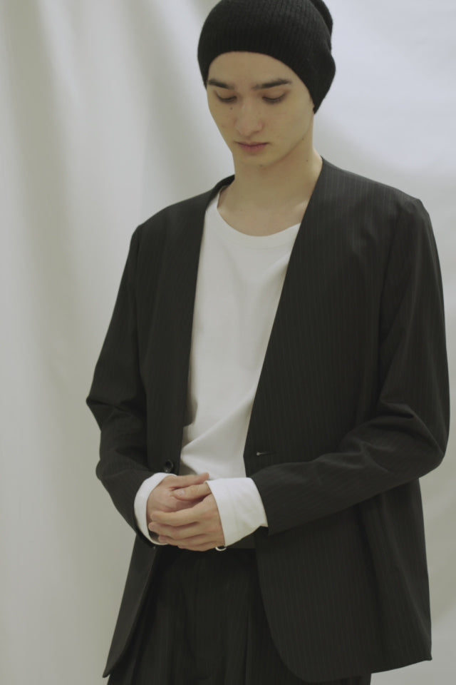 AG52-074 ポリエステル/ウール/シルクギャバジン ノーカラージャケット